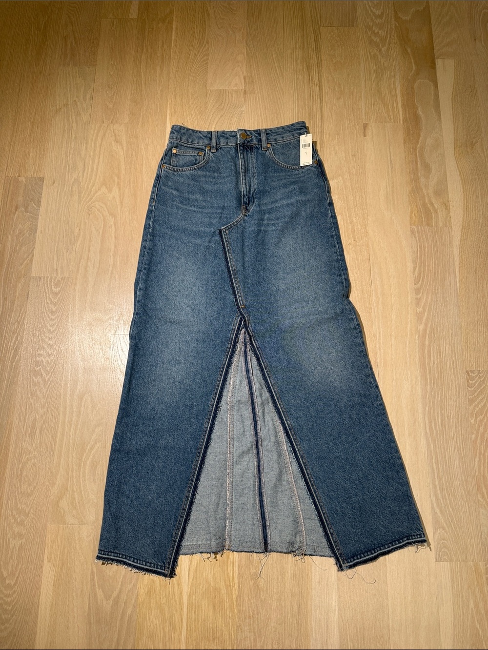 Essential Antwerp Skirt